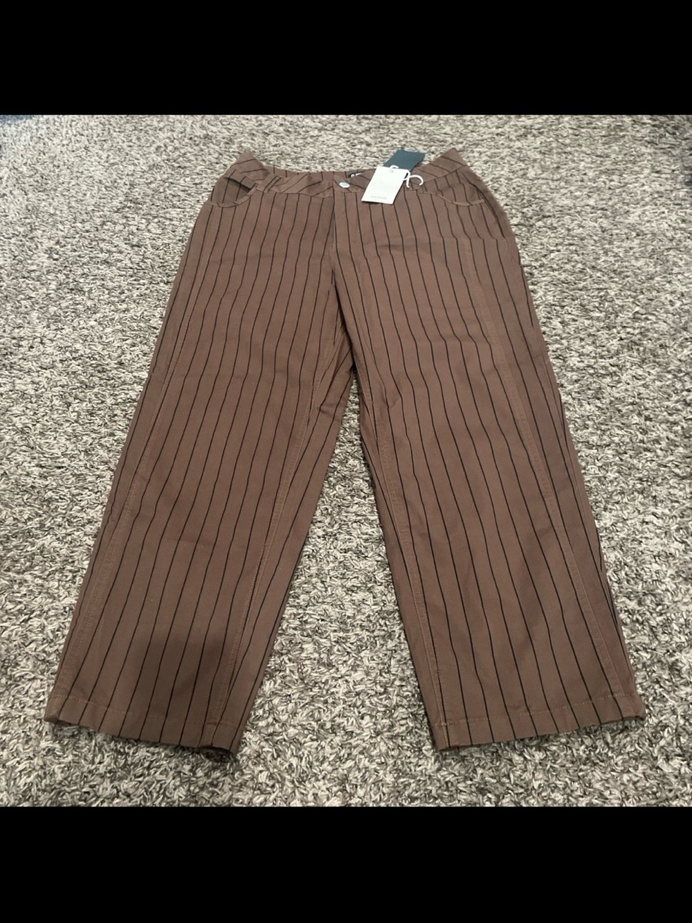 Flamingals NWT brown pants with black stripes size medium cropped